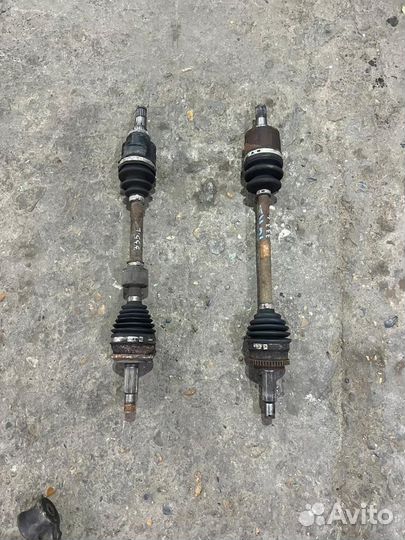 Привод передний Toyota Avensis 270