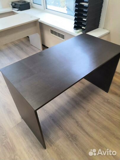 Стол, кресло офисное