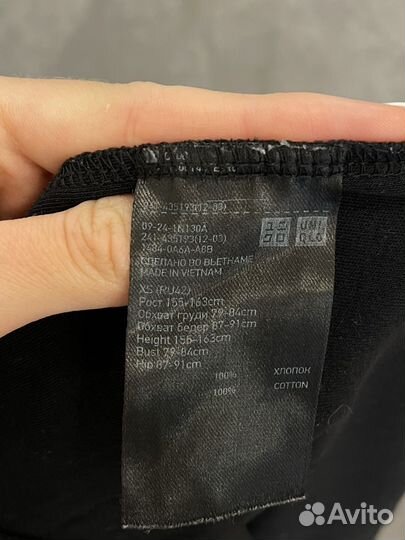 Женская футболка uniqlo