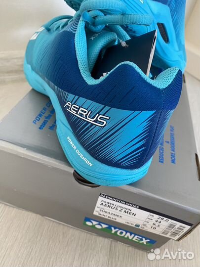 Кроссовки Yonex Aerus бадминтон