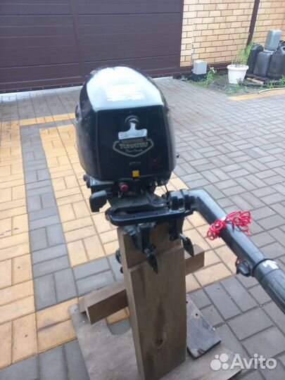 Продам лодку Brig 330 с мотором Tahatsu 9.8