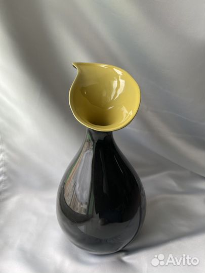 Ваза керамическая черная