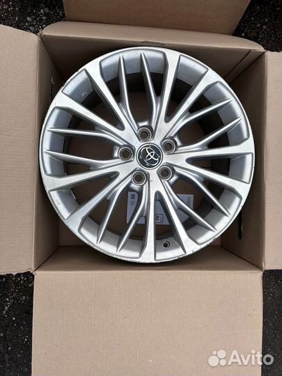 Диски toyota camry r18 комплект