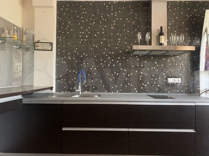 2-к. квартира, 51,7 м², 1/6 эт.