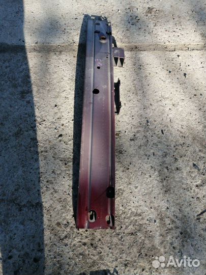 Усилитель бампера передний Nissan Note E12 HR12DDR