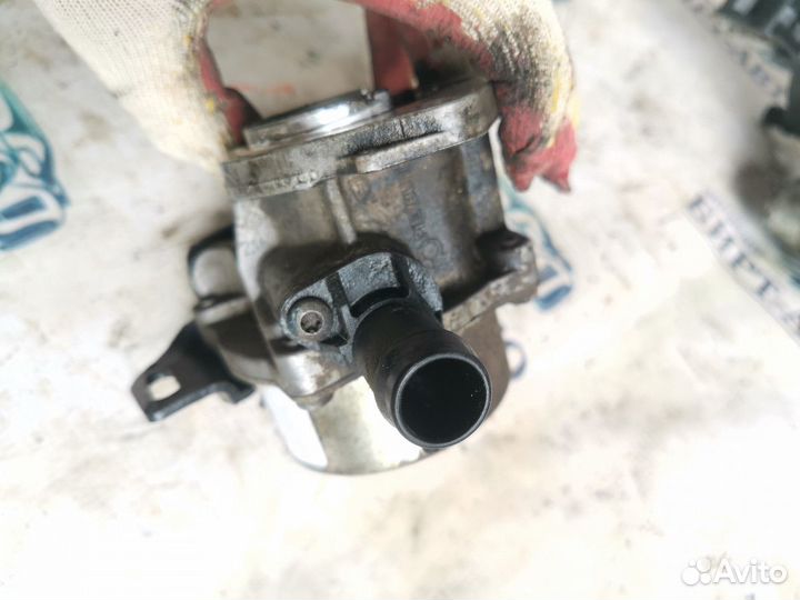 Насос вакуумный Renault Megane III (2008—2014)