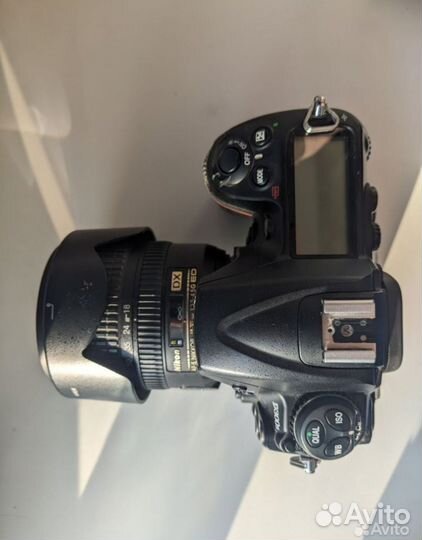 Nikon D300s + 18-70mm