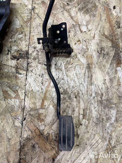 Педаль газа тормоза сцепления Hover H2