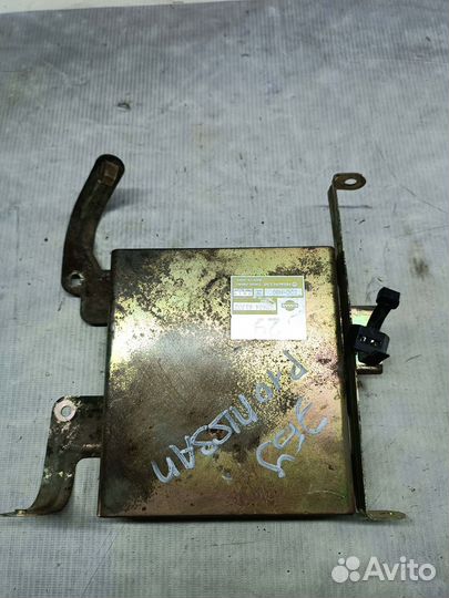 Блок управления двигателем Nissan Primera P10