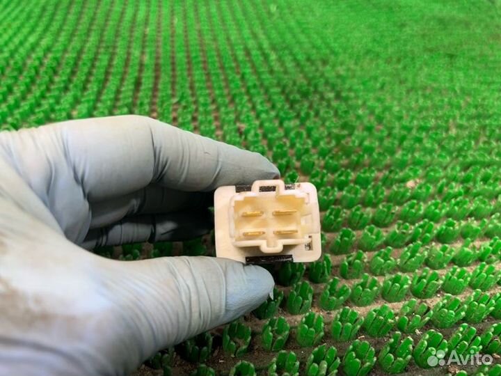 Реле Kia Rio 4 DR A5D 2003