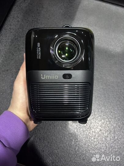 Проектор umiio q2