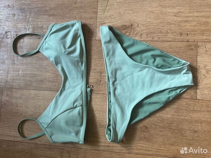 Купальник 44 размер на подкладе фисташка/оливка