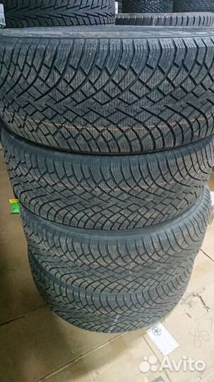 Nokian Tyres Hakkapeliitta 5 SUV 275/50 R22 115R