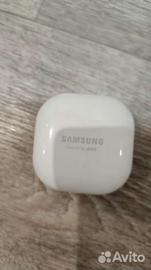 Беспроводные наушники samsung buds live