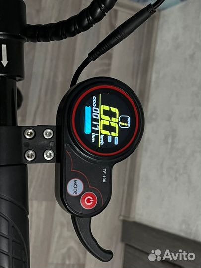 Продам электросамокат