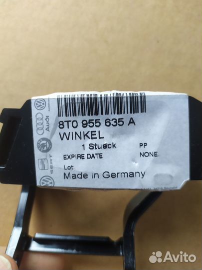 Крышка форсунки омывателя audi A5/S5 cabrio 2010