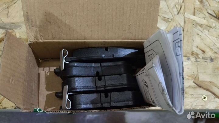 Задние тормозные колодки mando