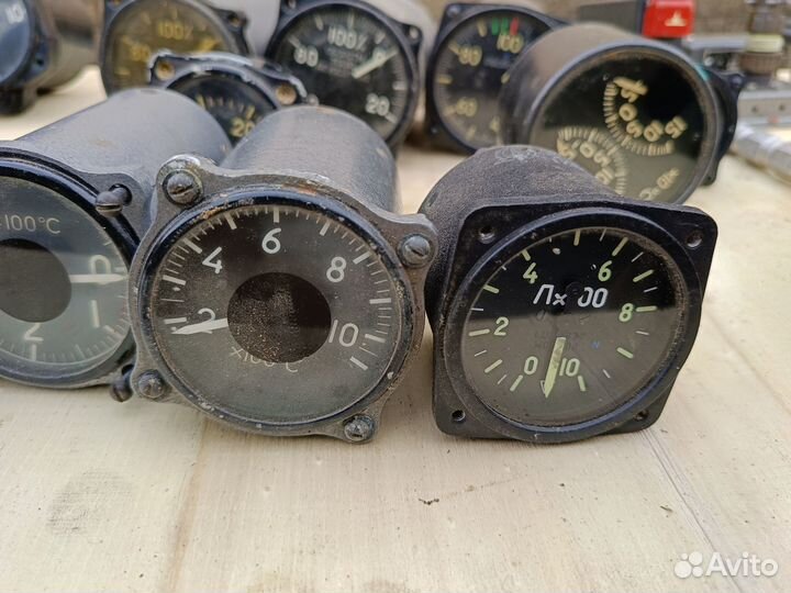 Разные Авиационные указатели *100