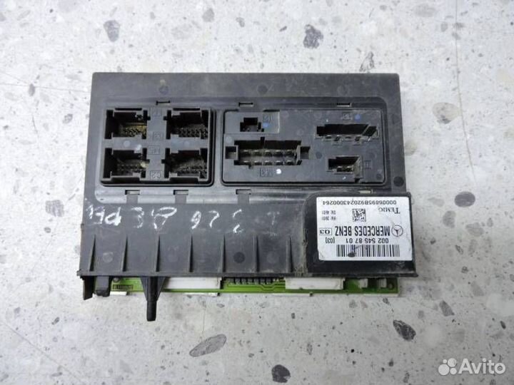 Блок предохранителей Mercedes-Benz E-Class W211 20