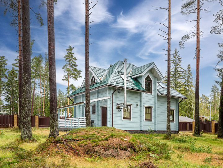 Дом 140 м² на участке 10 сот.