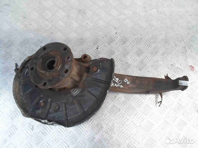 Кулак поворотный левый Porsche Cayenne 955 957 7L0