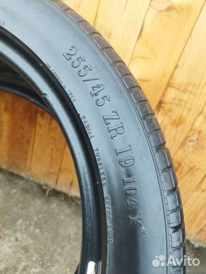 Pirelli P Zero Asimmetrico 255/45 R19