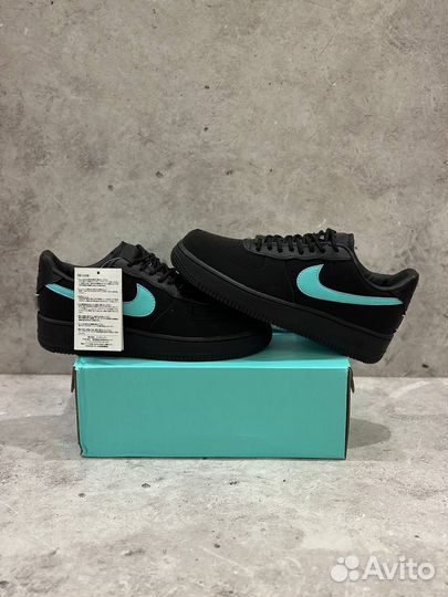 Кроссовки Nike Air Force 1 x Tiffany