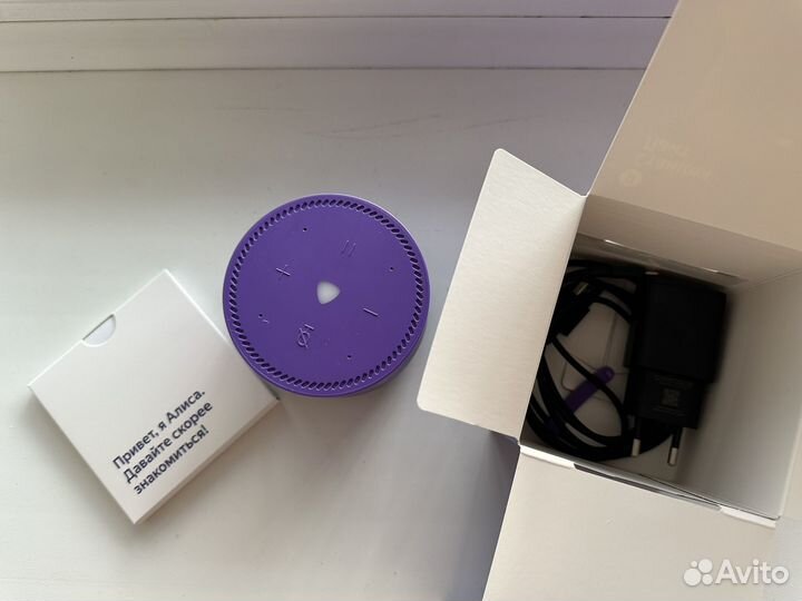 Умная колонка Яндекс Станция Лайт с Алисой