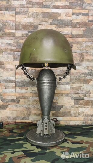 Настольная лампа на военную тему