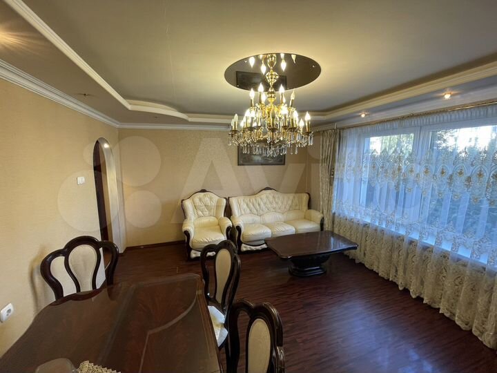 4-к. квартира, 86 м², 1/5 эт.