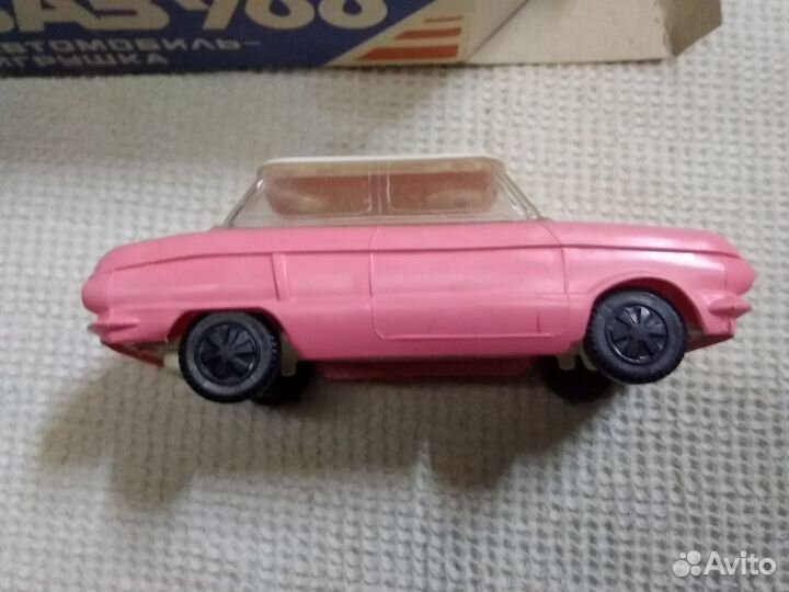 Советская игрушка машинка Запарожец, коробка