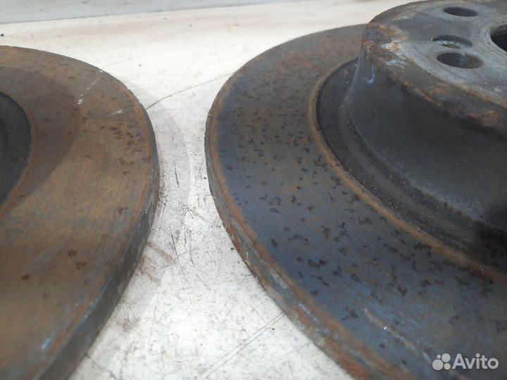 Диск тормозной задний Mercedes Gla180 X156 270.910