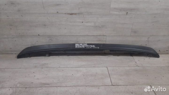 Накладка заднего бампера задняя Toyota Fortuner 2