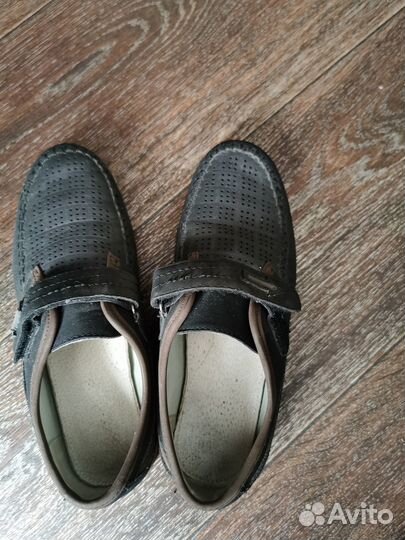 Продаются ботинки