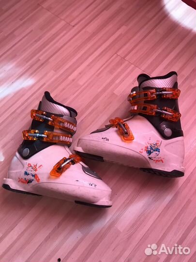 Детские горнолыжные ботинки Tecnica 35 размер