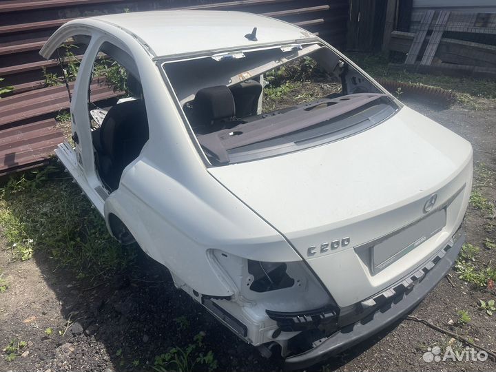 Mercedes C-class W204 в разбор