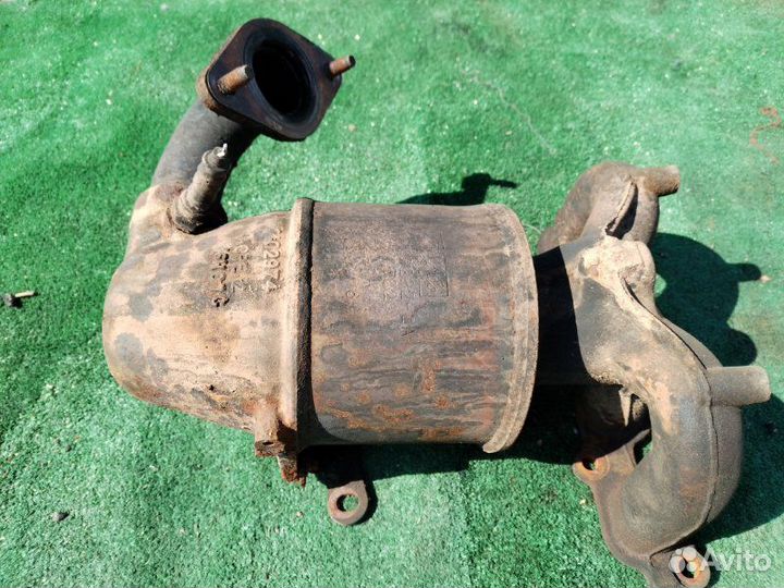 Выпускной коллектор с катализатором Ford Fiesta