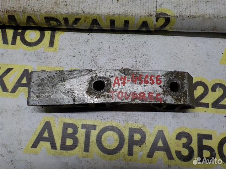 Кронштейн крепления переднего стабилизатора Volks