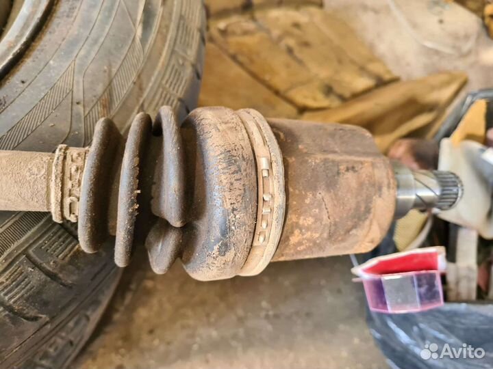 Привод передний правый Nissan Qashqai j10 1.6 CVT