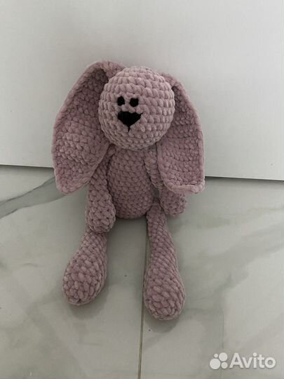 Вязаные игрушки заяц