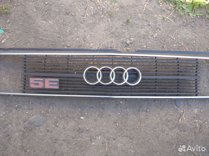 Решётка радиатора Audi 100 200 c2