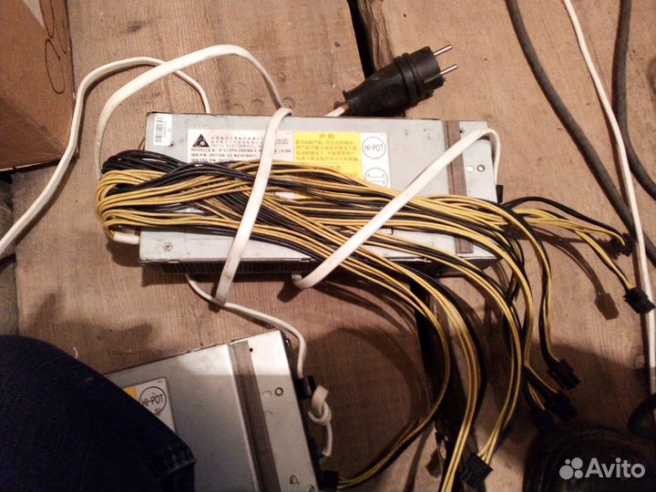 Серверный блок питания на 2000 ватт