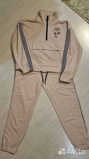 Одежда на девочку рост 146-152