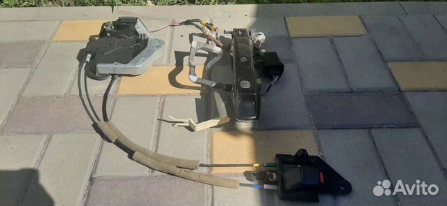 Ручка двери внешняя пер.прав. Toyota Land Cruiser