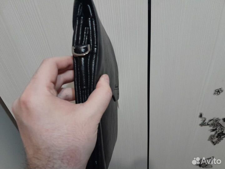 Мужская кожаная сумка через плечо