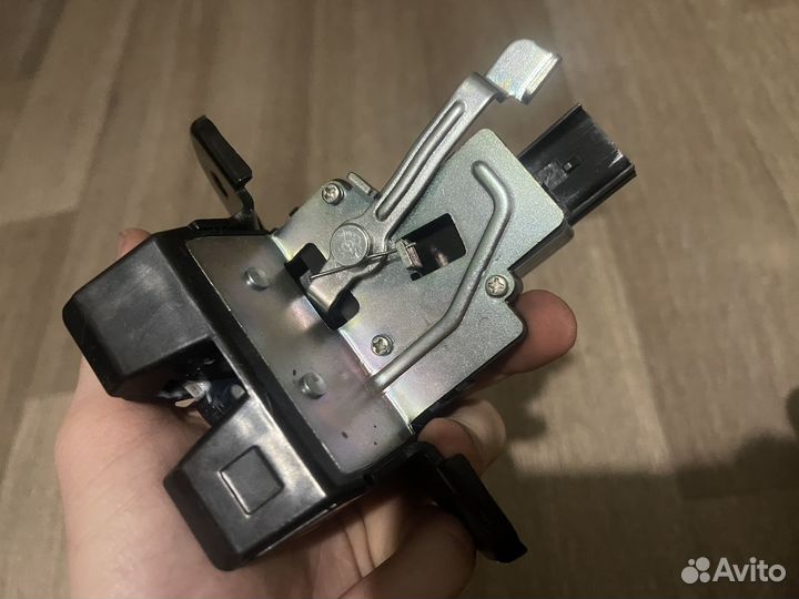 Замок багажника kia rio x line