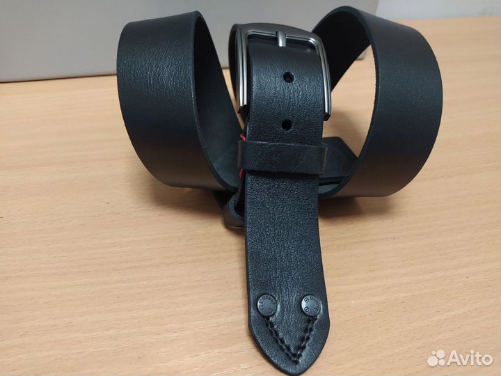 Мужской кожаный ремень