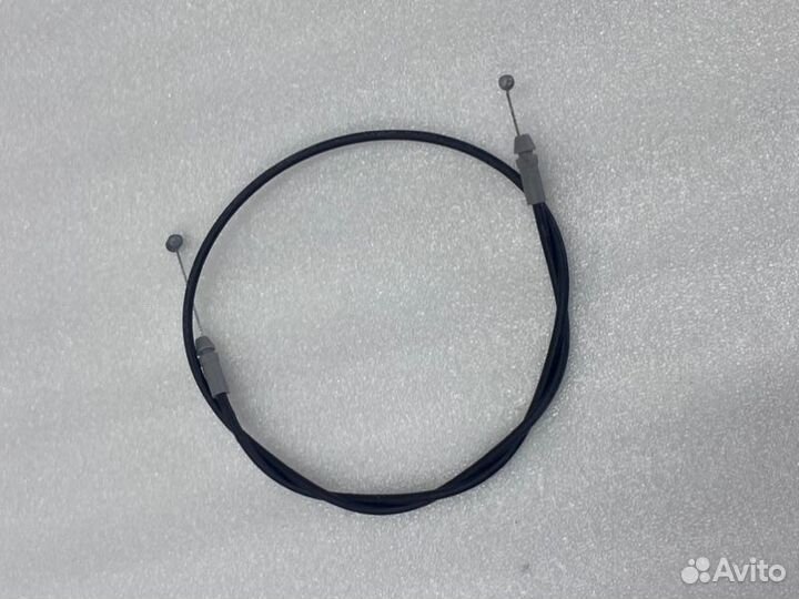 Трос замка багажника задний Toyota Camry V70/V75