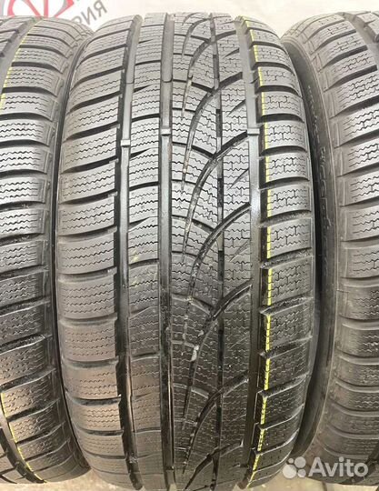 Hankook Winter I'Cept Evo 215/45 R17 92S