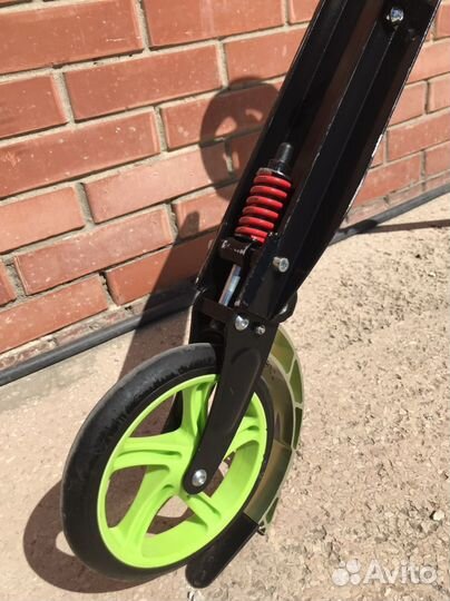 Самокат взрослый с двумя амортизаторами
